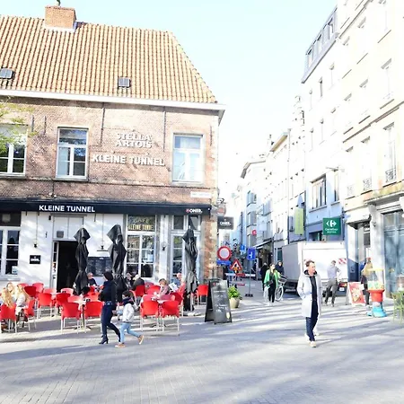 Casa vacanze Downtown Spacious 2bdr 2 Anversa
