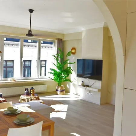 Downtown Spacious 2bdr 2 Anversa