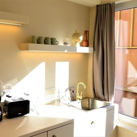 Downtown Spacious 2bdr 2 أنتويرب